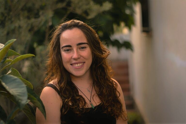 Clara Jaén Fló